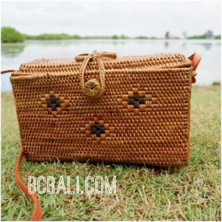 handmade rattan grass natural bags purse motif with flower strap 